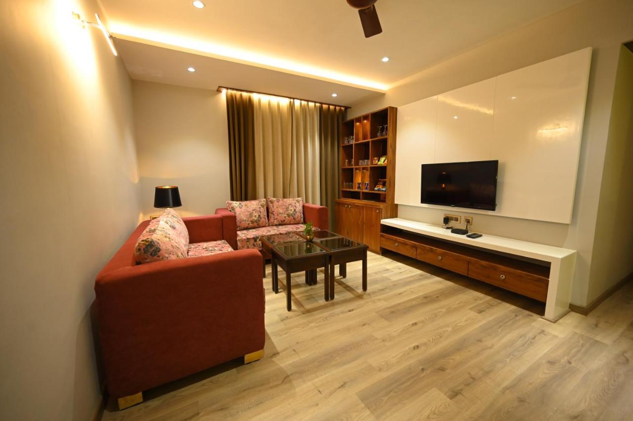 The Royal Class Hotel Gwalior Exterior photo